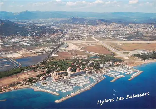 AK / Ansichtskarte  Hyeres-les-Palmiers_83_Var Le Port Vue aerienne 