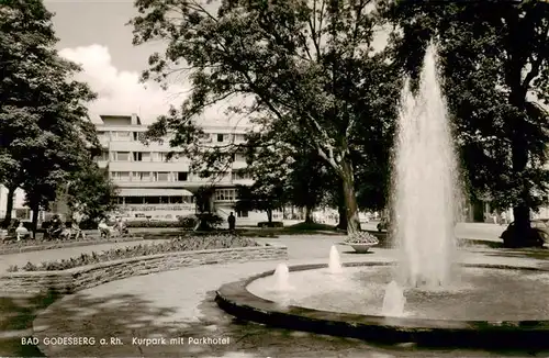 AK / Ansichtskarte  Bad_Godesberg Kurpark mit Parkhotel und Fontaene Bad_Godesberg