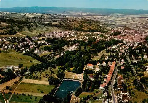 AK / Ansichtskarte  Bad_Orb Kurviertel und Schwimmbad Fliegeraufnahme Bad_Orb