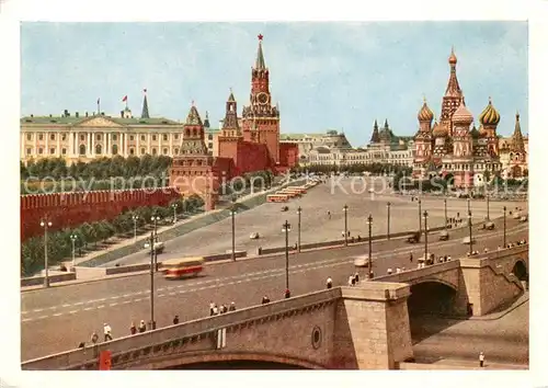 AK / Ansichtskarte 73884229 Moskau_Moscou Blick auf Die Kreml Moskau Moscou