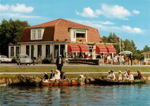 AK / Ansichtskarte 73884952 Giethoorn_NL Bondscafe Restaurant Hollands Venetie Hochzeits Bootspartie 