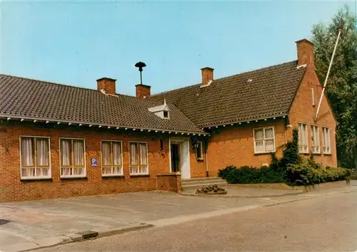 AK / Ansichtskarte  Oud-Alblas Gemeentehuis Oud-Alblas