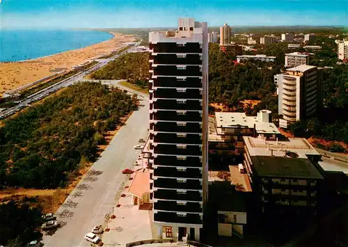 AK / Ansichtskarte  Lignano_Pineta_IT Strand Hotel Fliegeraufnahme 