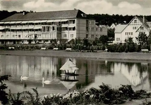 AK / Ansichtskarte  Bad_Meinberg Am Kurparkteich Bad_Meinberg