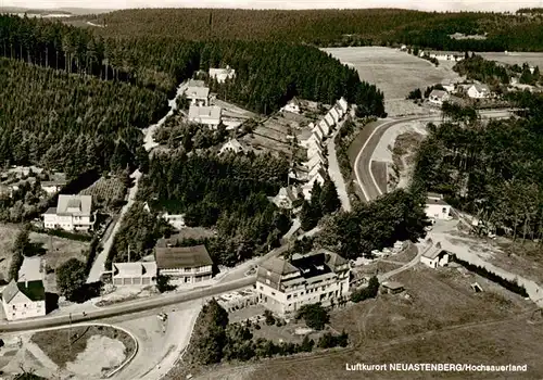 AK / Ansichtskarte  Neuastenberg Gasthof zur Post Luftkurort Wintersportplatz Neuastenberg