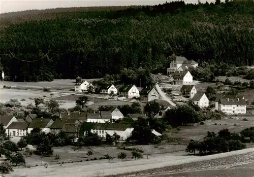 AK / Ansichtskarte  Deuselbach Teilansicht mit Hotel Erbeskopf Luftkurort im Hochwald Deuselbach