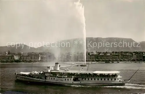 AK / Ansichtskarte  Dampfer_Seitenrad Geneve Le Bateau Salon  