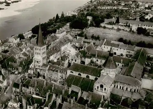 AK / Ansichtskarte  La_Charite-sur-Loire Vue aérienne sur l église et le prieuré La_Charite-sur-Loire