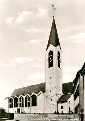 AK / Ansichtskarte  Guenzburg Stadtpfarrkirche St Martin Guenzburg