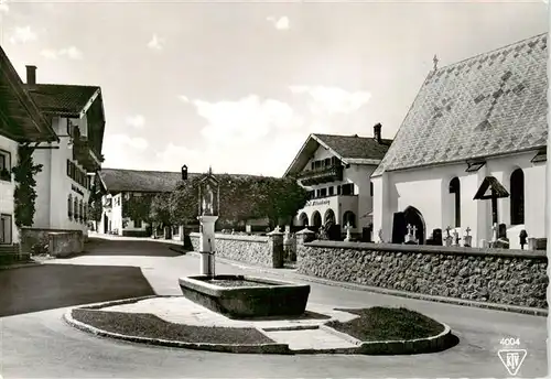 AK / Ansichtskarte  Mutters_Tirol_AT Dorfbrunnen mit Hotel Altenburg 