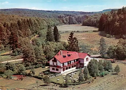 AK / Ansichtskarte 73888653 Laubach_Hessen Hotel und Pension Waldhaus Fliegeraufnahme Laubach Hessen