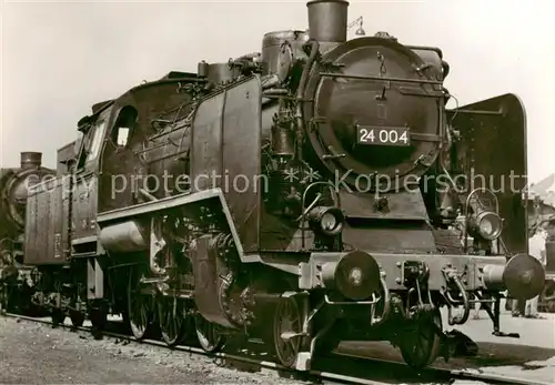 AK / Ansichtskarte 73888715 Eisenbahn_Railway_Chemin_de_Fer 24 004 Personenzuglokomotive 