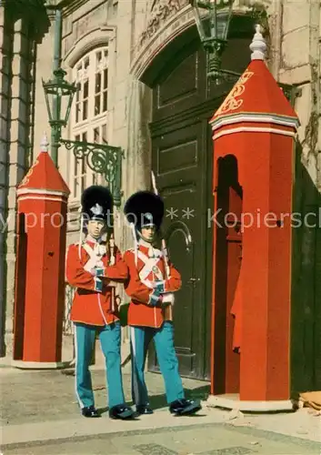 AK / Ansichtskarte  Leibgarde_Wache_Life_Guards Kopenhagen Amalienbourg 