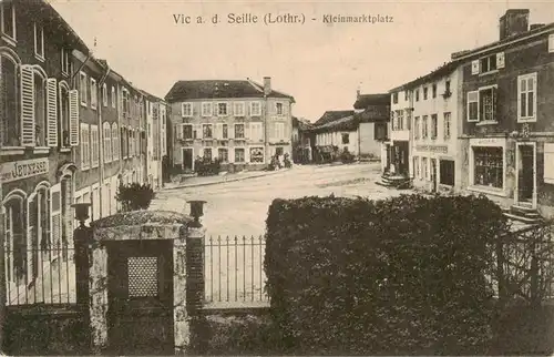 AK / Ansichtskarte  Vic_Seille_Vic-sur-Seille_57_Moselle Kleinmarktplatz 