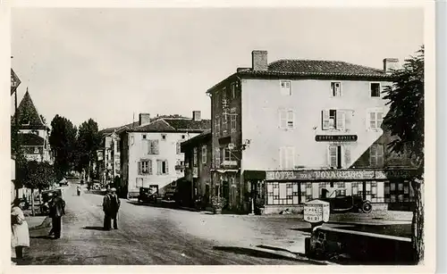 AK / Ansichtskarte  Massiac_15_Cantal Route Nationale et Allee des Peupliers 