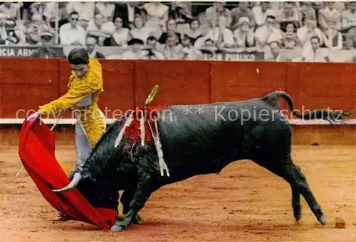 AK / Ansichtskarte 73889667 Stierkampf_Corrida_de_Toros_Bullfight Bull Fight Spanien national fest 