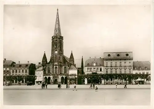 AK / Ansichtskarte 73889917 Saarlautern_Saarlouis Kirche Stadtsparkasse 