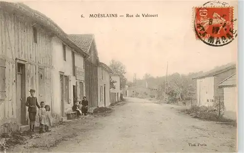 AK / Ansichtskarte  Moeslains_52_Haute-Marne Rue de Valcourt 