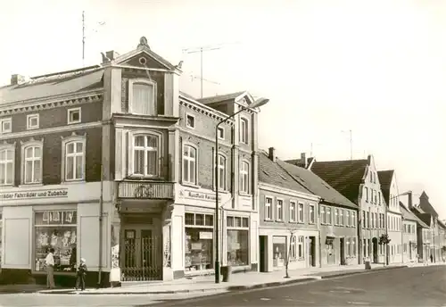 AK / Ansichtskarte  Gnoien Friedensstrasse Gnoien