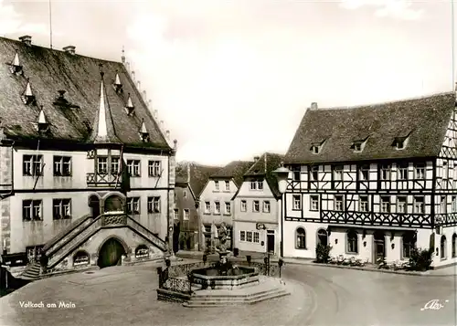 AK / Ansichtskarte  Volkach Rathaus und Gasthaus Mainbruecke Volkach