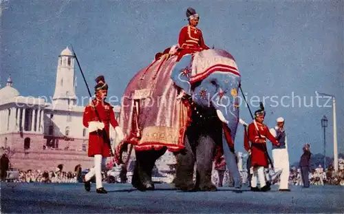 AK / Ansichtskarte 73891894 Elefant Indien 