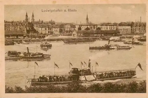 AK / Ansichtskarte  Ludwigshafen__Rhein Blick ueber den Rhein Dampfer 