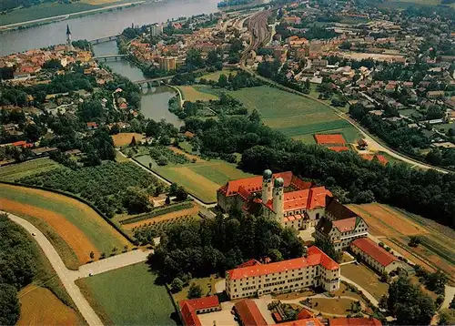 AK / Ansichtskarte  Vilshofen_Donau Abtei Schweiklberg Fliegeraufnahme Vilshofen Donau