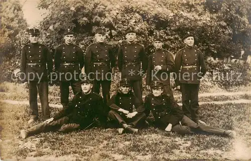 AK / Ansichtskarte  Militaria_Schweiz Soldaten Gruppen Foto Militaria Schweiz