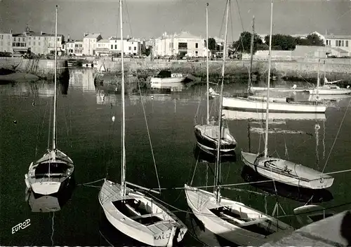 AK / Ansichtskarte  Ile-de-Re La Flotte en Re Le Port Ile-de-Re