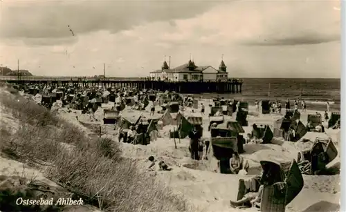 AK / Ansichtskarte  Ahlbeck_Ostseebad Strand Seebruecke Ahlbeck_Ostseebad