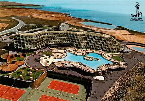 AK / Ansichtskarte 73898470 Lanzarote_Kanarische Inseln_ES Hotel Las Salinas vista aérea 