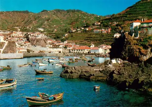 AK / Ansichtskarte  Camara_de_Lobos_Madeira_Portugal Aldeia piscatoria Fischerdorf Hafen 