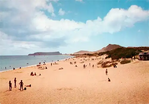 AK / Ansichtskarte 73898682 Porto_Santo_Madeira_PT Uma praia de areia dourada Sandstrand 