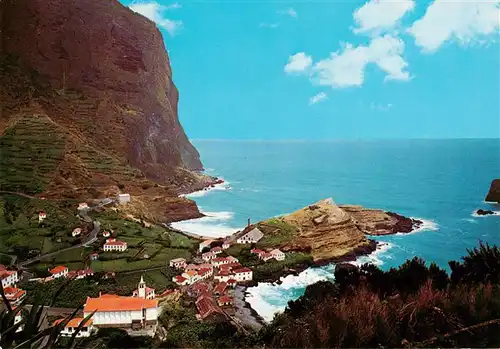 AK / Ansichtskarte 73898685 Porto_da_Cruz_Madeira__Portugal Panorama Kueste 