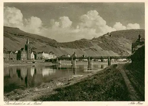 AK / Ansichtskarte  Bernkastel-Kues_Berncastel Moselpartie mit Bruecke 