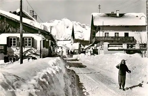 AK / Ansichtskarte  Seefeld_Tirol Dorfstrasse im Winter Seefeld Tirol