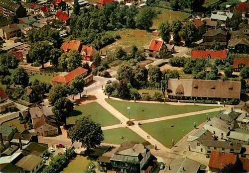 AK / Ansichtskarte 73900435 Kaltenkirchen_Holstein Rund um den Marktplatz Fliegeraufnahme Kaltenkirchen_Holstein