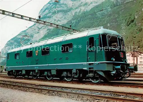 AK / Ansichtskarte 73900884 Eisenbahn_Railway_Chemin_de_Fer Lokomotive Re 6/6 SBB  