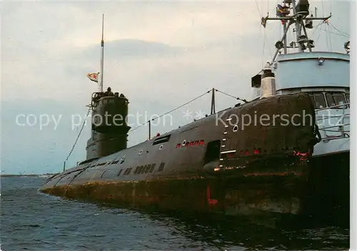 AK / Ansichtskarte  U-Boot_Unterseeboot_Submarine_Sous-Marin Karlskrona 137 