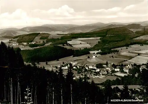 AK / Ansichtskarte 73902594 Nieder-Albaum_Kirchhundem Panorama 