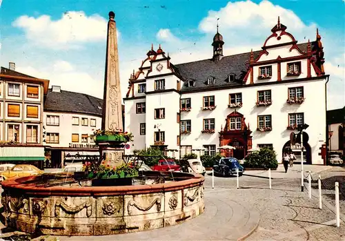 AK / Ansichtskarte 73902650 Darmstadt Marktplatz mit Rathaus und Brunnen Darmstadt