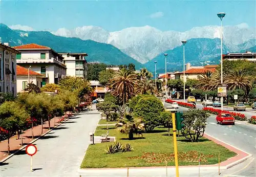 AK / Ansichtskarte  Marina_di_Massa_Toscana_IT Piazza Betti 