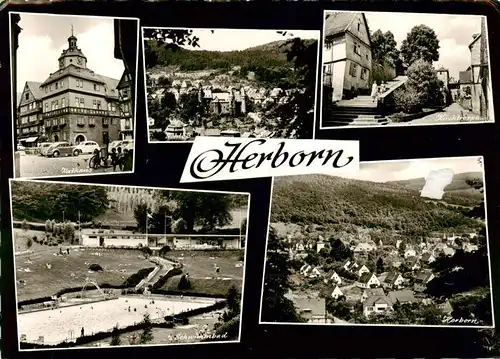 AK / Ansichtskarte 73903037 Herborn_Hessen Rathaus Schloss Kirchtreppe Schwimmbad Ortspartie Herborn Hessen