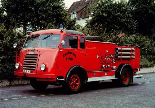 AK / Ansichtskarte 73903305 Feuerwehr_Fire-Brigade_Pompiers_Bomberos KRUPP Suedwerke FL 45 1952 Loeschfahrzeug LF 20 Metz 