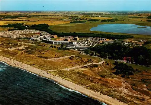 AK / Ansichtskarte  Weissenhaeuser_Strand Fliegeraufnahme