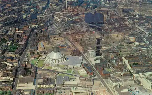 AK / Ansichtskarte  Liverpool__UK Roman Catholic Cathedral Air view