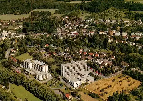 AK / Ansichtskarte 73903826 Bad_Schwalbach Rheingau Taunus Klinik und Kurklinik Paracelsus Fliegeraufnahme