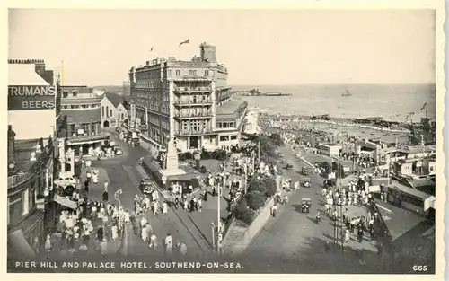 AK / Ansichtskarte 73904018 Southend-on-Sea_UK Pier Hill and Palace Hotel