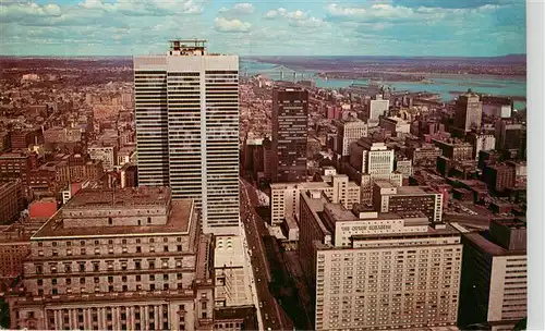 AK / Ansichtskarte  Montreal_Quebec Birds eye view of downtown as seen from the observation floor of the Imperial Bank of Commerce