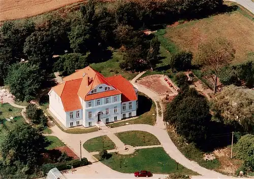 AK / Ansichtskarte  Insel_Poel Gutshaus in Wangern Fliegeraufnahme